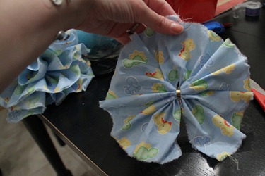 baby shower poofs (2)