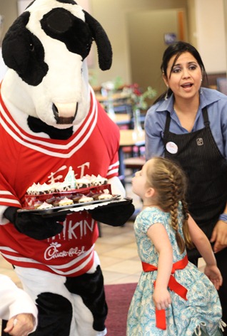 Chick-fil-a cow cake