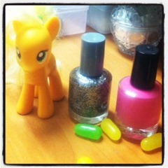 painting nails