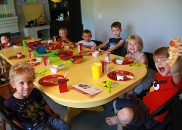 Angry Bird Birthday Party table setting