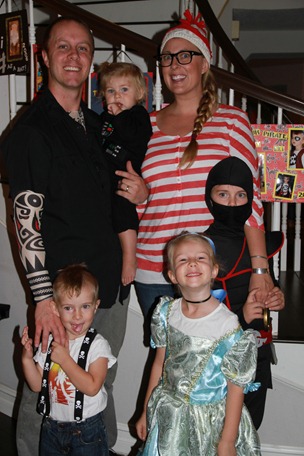 DIY family halloween costumes
